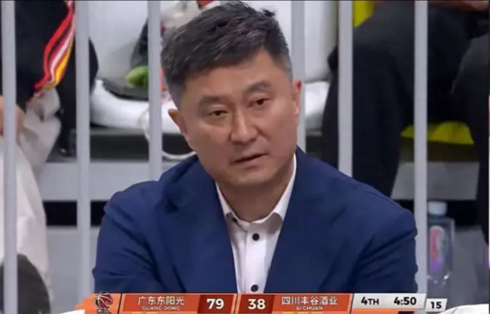 九游体育平台-虐菜局：徐杰要打34分钟，张皓嘉却打38分钟？球迷一句话说破机密
